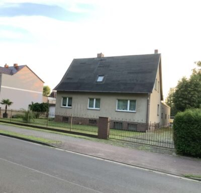 Das Komplettpacket! Haus+Mietwohnung+Werkstatt+Garage+großes Grundstück, 03172 Guben, Haus