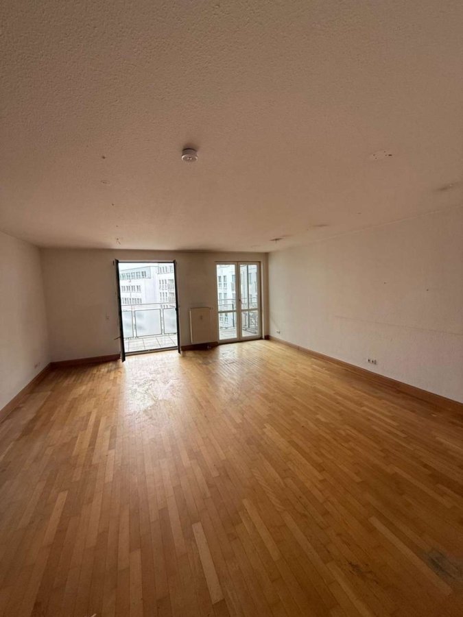Wohn-/Esszimmer Bild 2