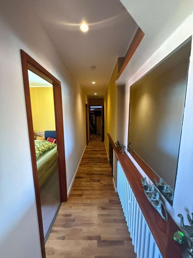 Flur UG