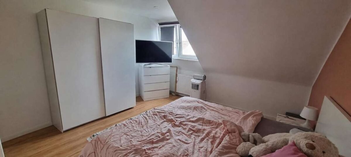 Schlafzimmer Bild 3