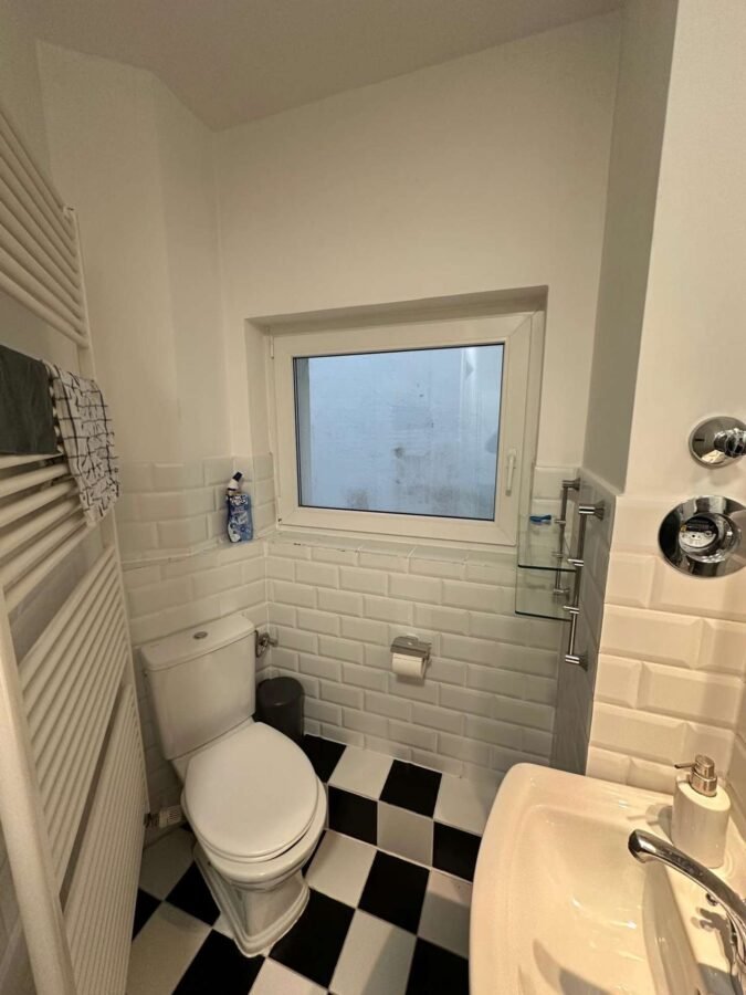 Gäste WC im UG