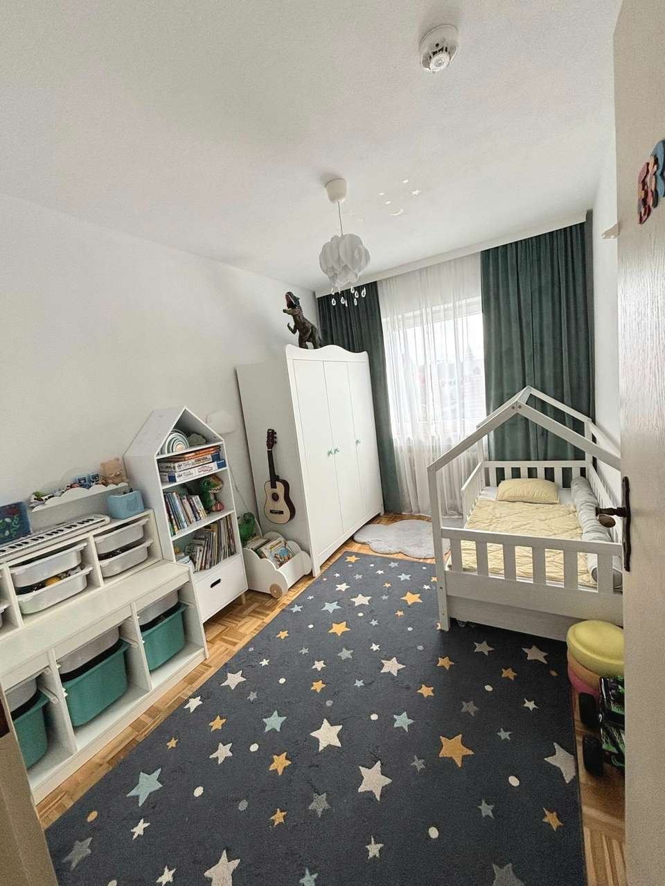 Kinderzimmer oder Büro