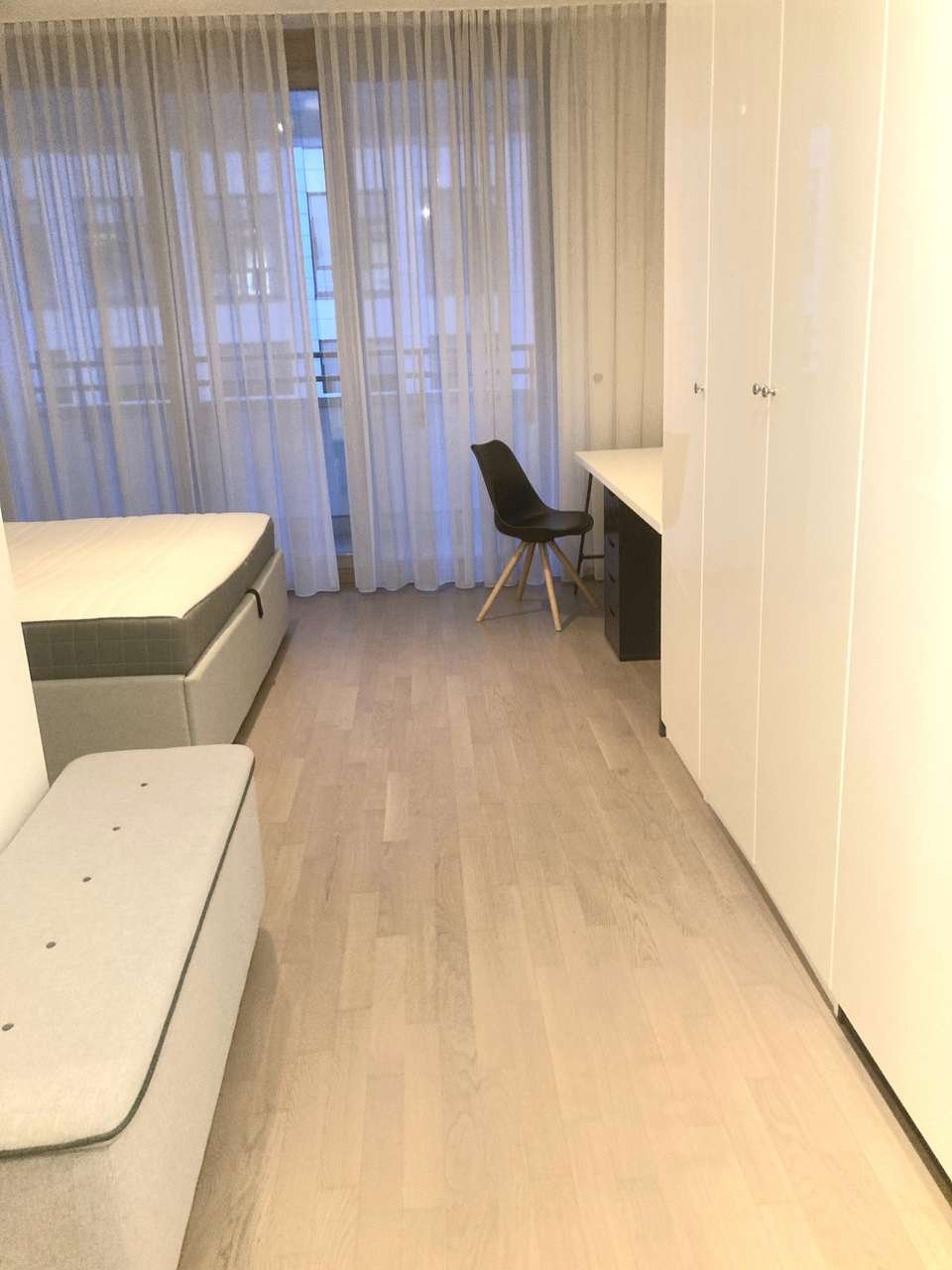 großes Schlafzimmer